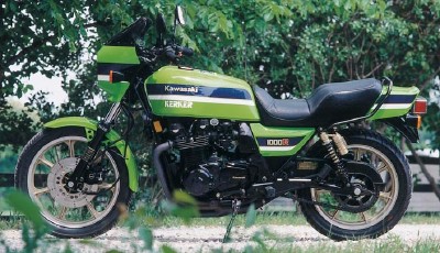 1982 kawasaki kz1000r motorcycle side view
